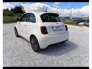 FIAT 500e 42 kwh la prima