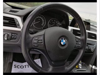 BMW 318d touring business advantage auto