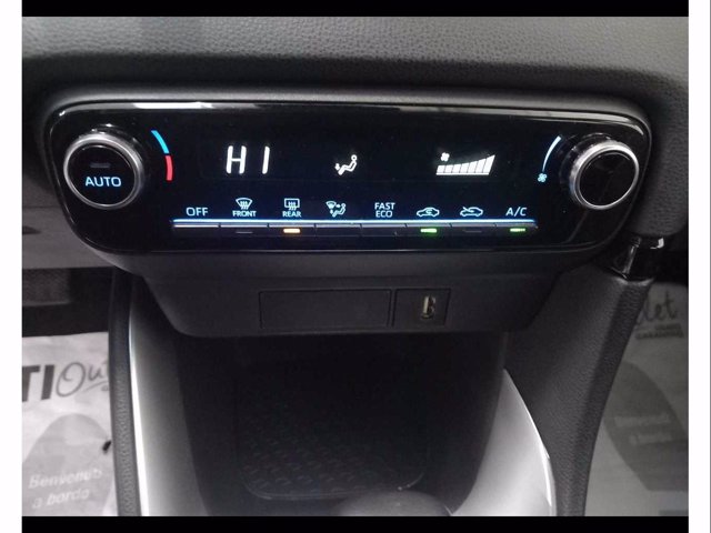 TOYOTA Yaris 1.5 Hybrid 5 porte Trend