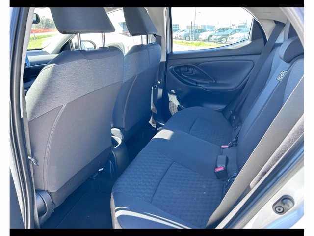TOYOTA Yaris 1.0 5 porte Active