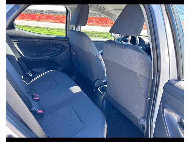 TOYOTA Yaris 1.0 5 porte Active