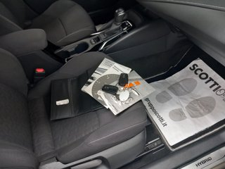TOYOTA Corolla 1.8 Hybrid Active