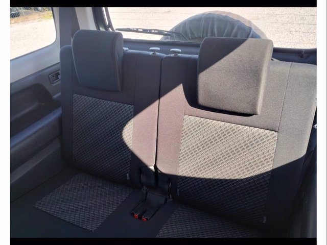 SUZUKI Jimny 1.3 vvt evolution 4wd e6