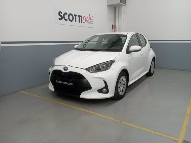 TOYOTA Yaris 1.5 Hybrid 5 porte Active