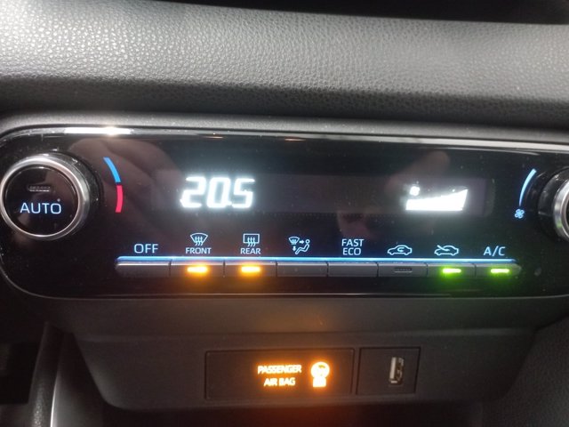 TOYOTA Yaris 1.5 Hybrid 5 porte Active