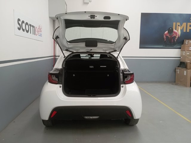 TOYOTA Yaris 1.5 Hybrid 5 porte Active