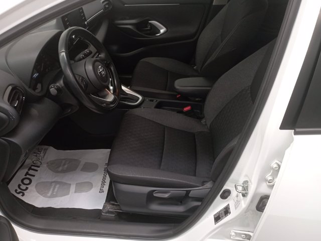 TOYOTA Yaris 1.5 Hybrid 5 porte Active
