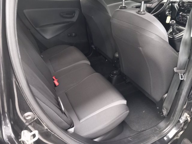 LANCIA Ypsilon 1.2 silver 69cv