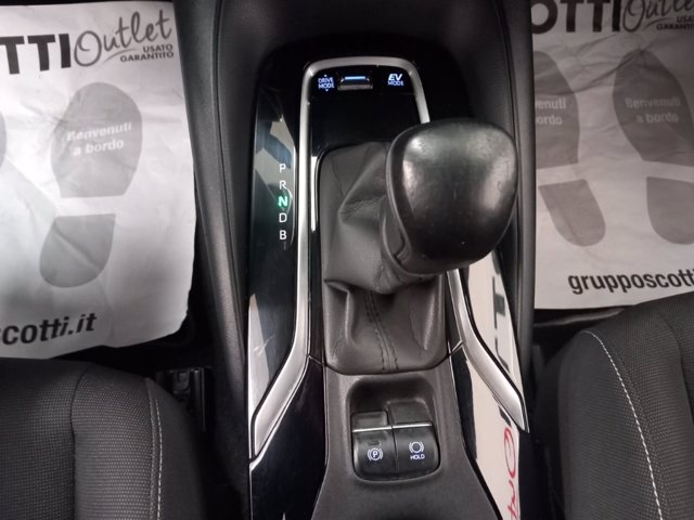 TOYOTA Corolla 1.8 Hybrid Active