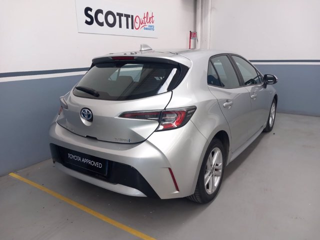 TOYOTA Corolla 1.8 Hybrid Active