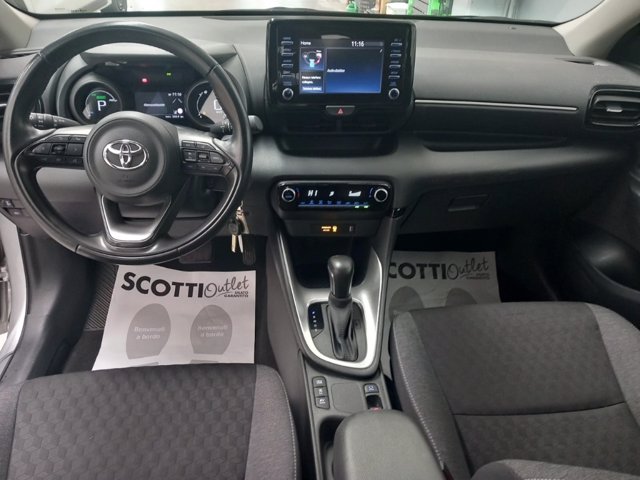 TOYOTA Yaris 1.5 Hybrid 5 porte Trend
