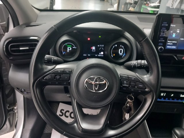 TOYOTA Yaris 1.5 Hybrid 5 porte Trend
