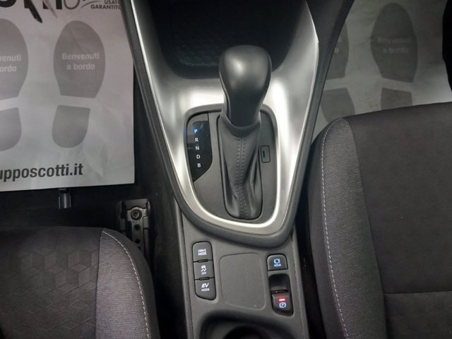 TOYOTA Yaris 1.5 Hybrid 5 porte Trend