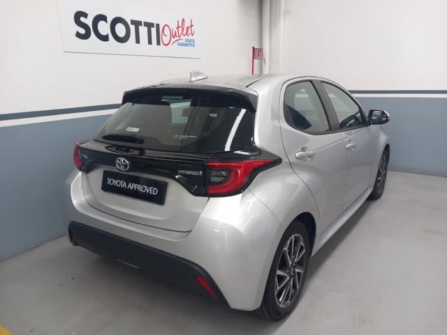 TOYOTA Yaris 1.5 Hybrid 5 porte Trend