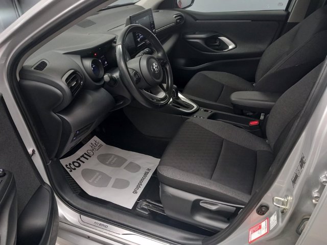 TOYOTA Yaris 1.5 Hybrid 5 porte Trend