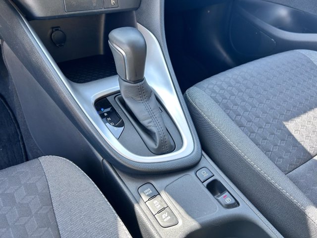 TOYOTA Yaris 1.5 Hybrid 5 porte Trend