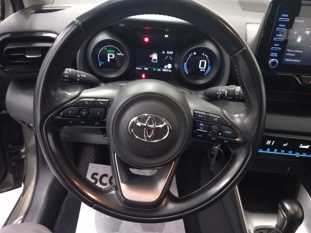 TOYOTA Yaris 1.5 Hybrid 5 porte Trend