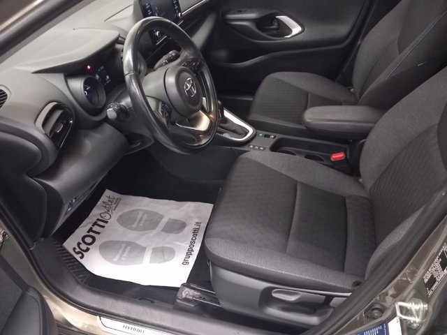 TOYOTA Yaris 1.5 Hybrid 5 porte Trend