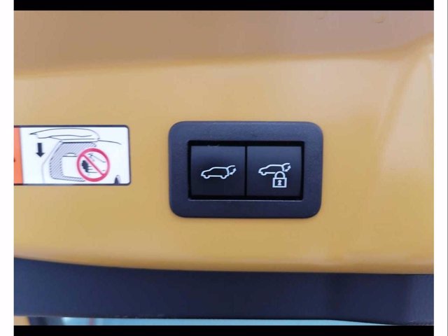TOYOTA Prius 2.0 phev lounge