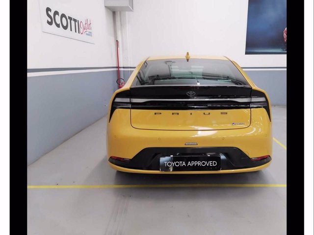TOYOTA Prius 2.0 phev lounge