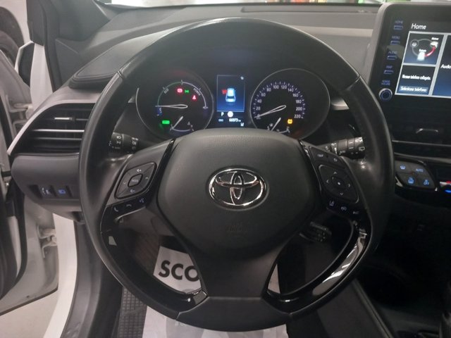 TOYOTA C-hr 1.8h active e-cvt