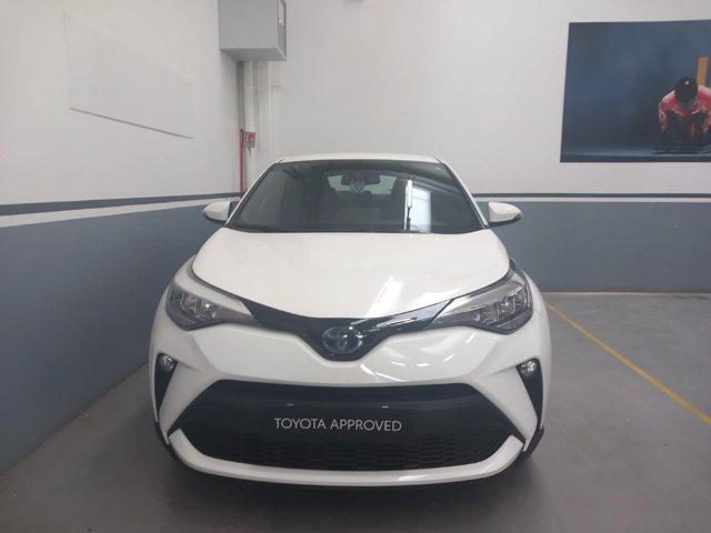TOYOTA C-hr 1.8h active e-cvt