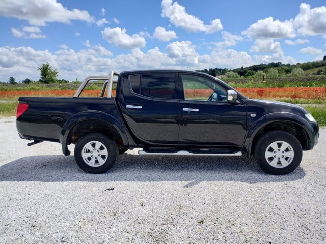 MITSUBISHI L200 Double Cab 2.5 DI-D Intense N1 E5