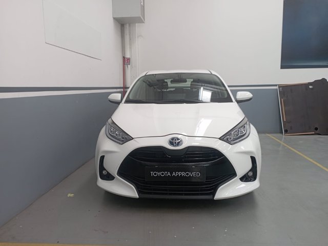 TOYOTA Yaris 1.5h trend