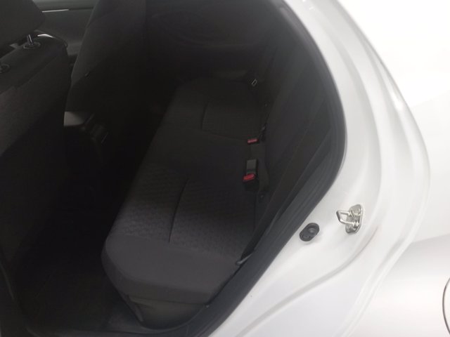 TOYOTA Yaris 1.5h trend