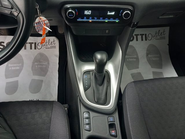 TOYOTA Yaris 1.5 Hybrid 5 porte Active