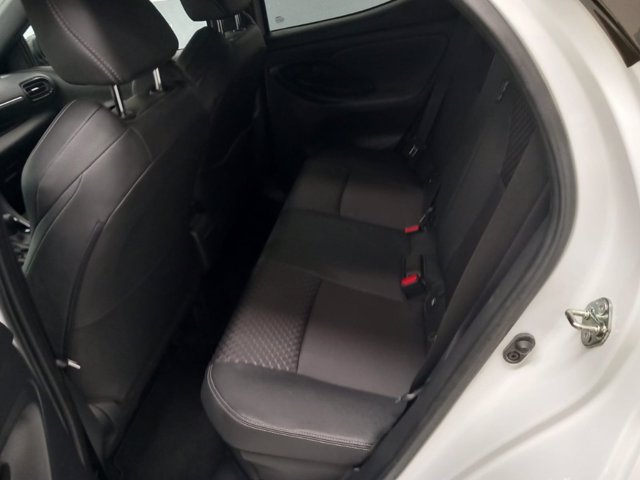 TOYOTA Yaris 1.5h style