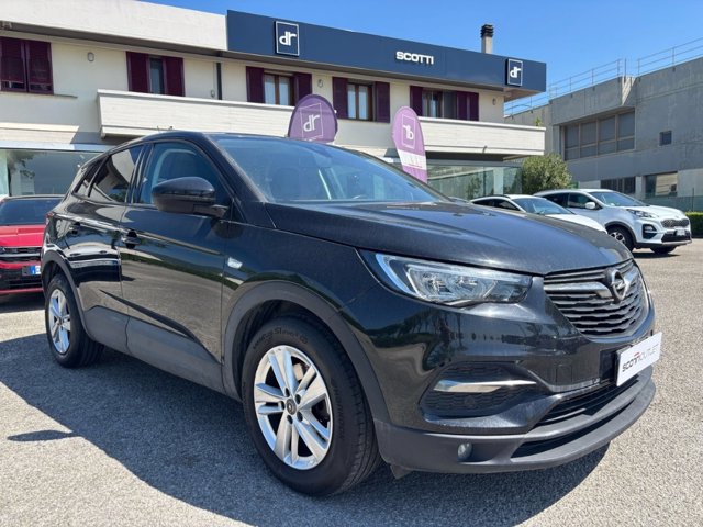 OPEL Grandland X 1.2 Business s&s 130cv m