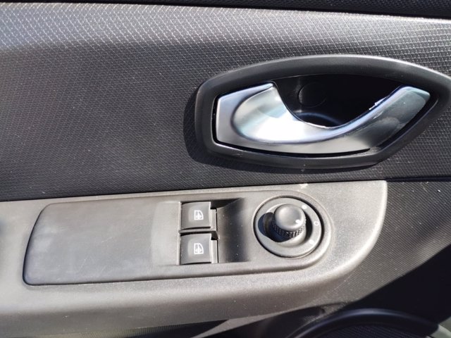 RENAULT Clio 1.2 75CV GPL 5 porte Wave