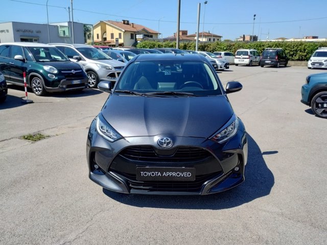 TOYOTA Yaris 1.0 trend
