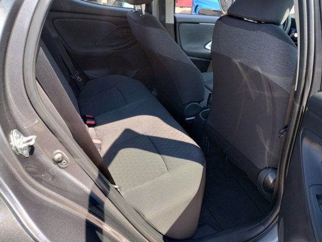 TOYOTA Yaris 1.0 trend