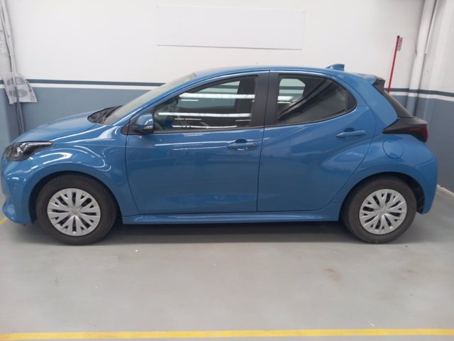 TOYOTA Yaris 1.0 5 porte Active
