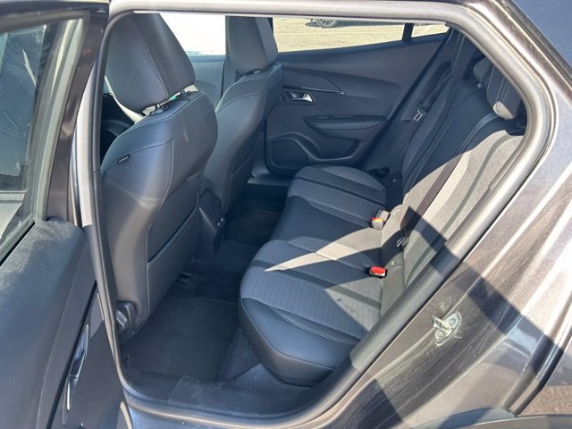 PEUGEOT 2008 BlueHDi 110 S&S Allure Pack