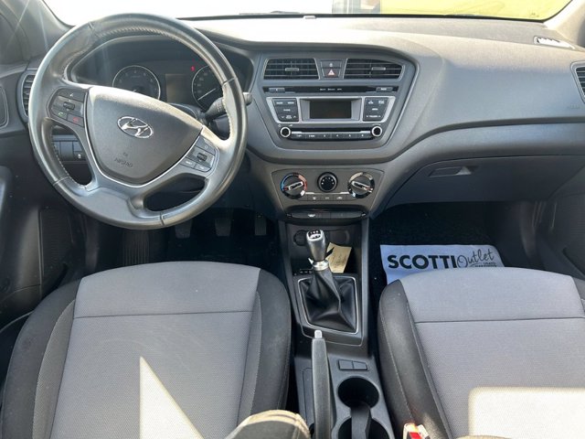 HYUNDAI i20 1.2 84 CV 5 porte Comfort