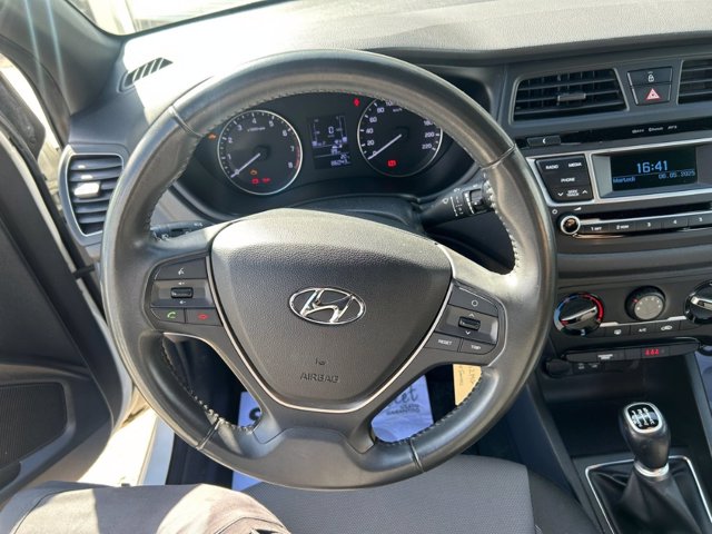 HYUNDAI i20 1.2 84 CV 5 porte Comfort