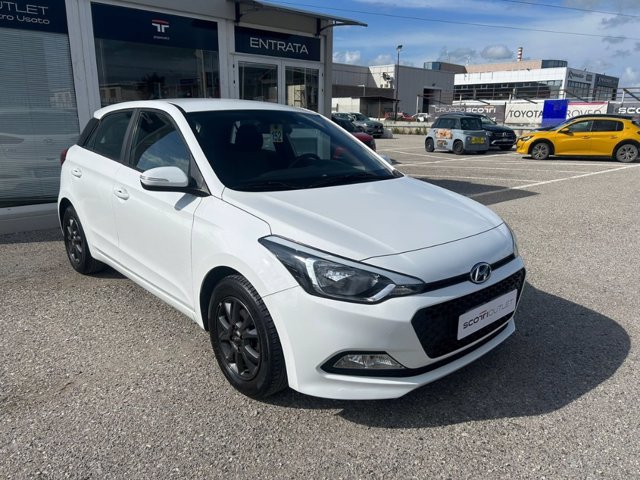 HYUNDAI i20 1.2 84 CV 5 porte Comfort