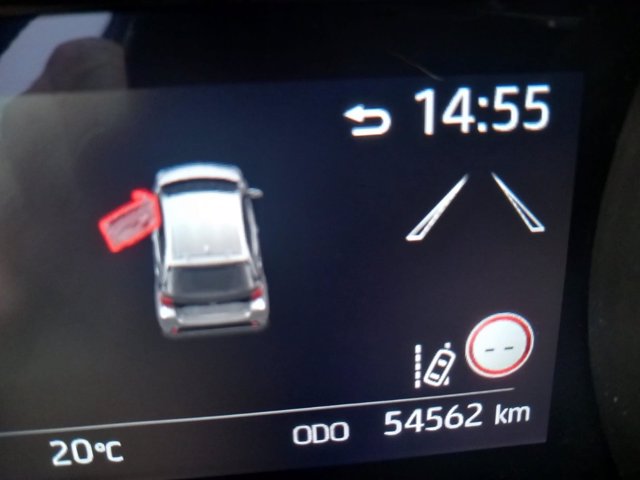 TOYOTA Yaris 1.5h trend