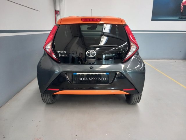 TOYOTA Aygo Connect 1.0 VVT-i 72 CV 5 porte x-wave