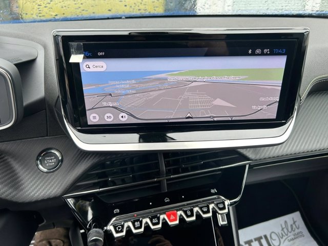 PEUGEOT 2008 Hybrid 136 e-DCS6 GT