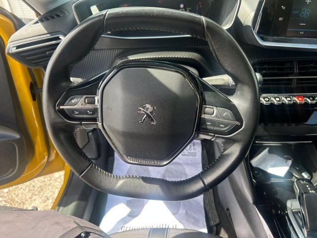 PEUGEOT 208 motore elettrico 136 CV 5 porte Allure Pack