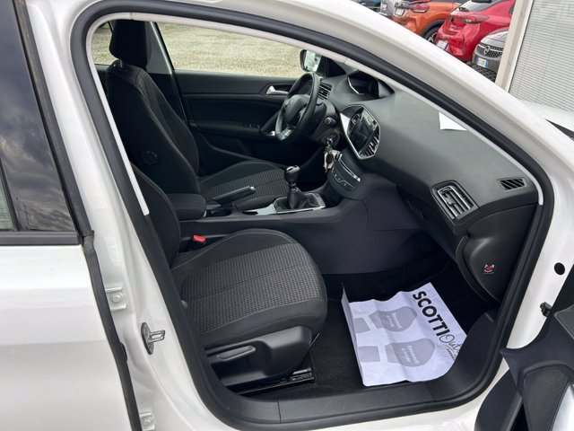 PEUGEOT 308 BlueHDi 130 S&S Active Pack