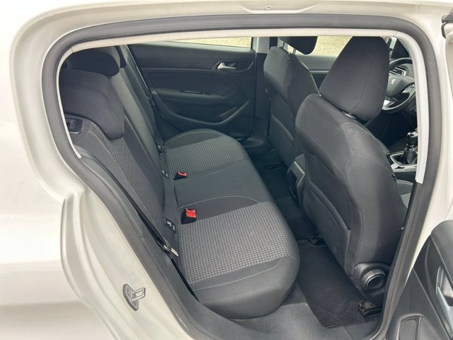 PEUGEOT 308 BlueHDi 130 S&S Active Pack