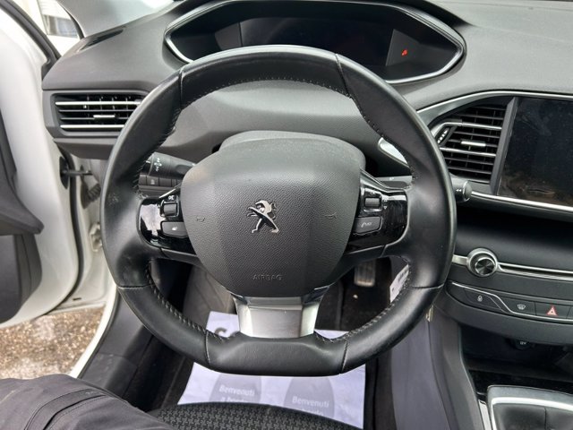 PEUGEOT 308 BlueHDi 130 S&S Active Pack