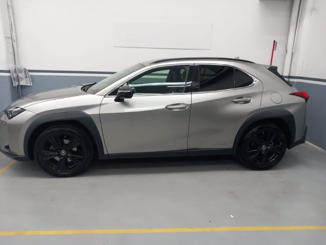 LEXUS UX Hybrid 4WD Midnight