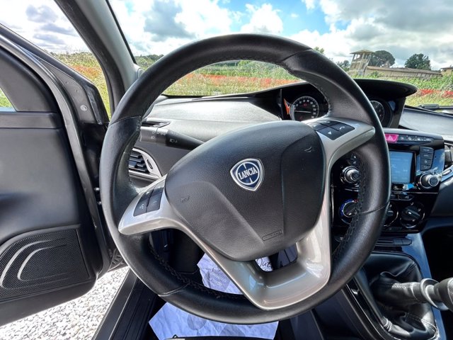 LANCIA Ypsilon 1.2 gold 69cv