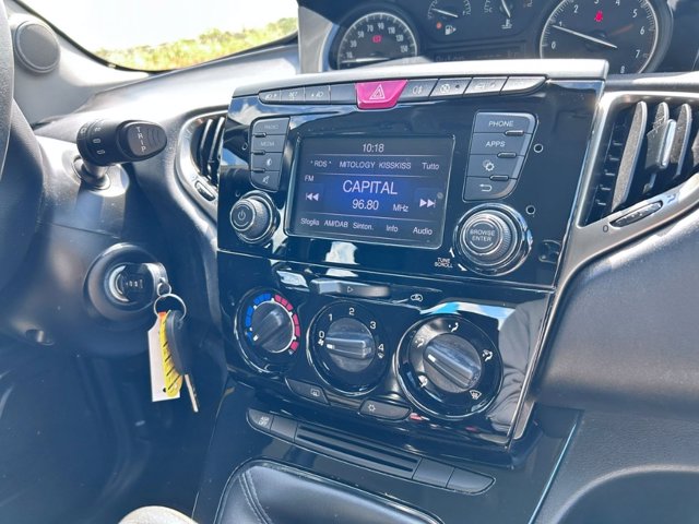 LANCIA Ypsilon 1.2 gold 69cv